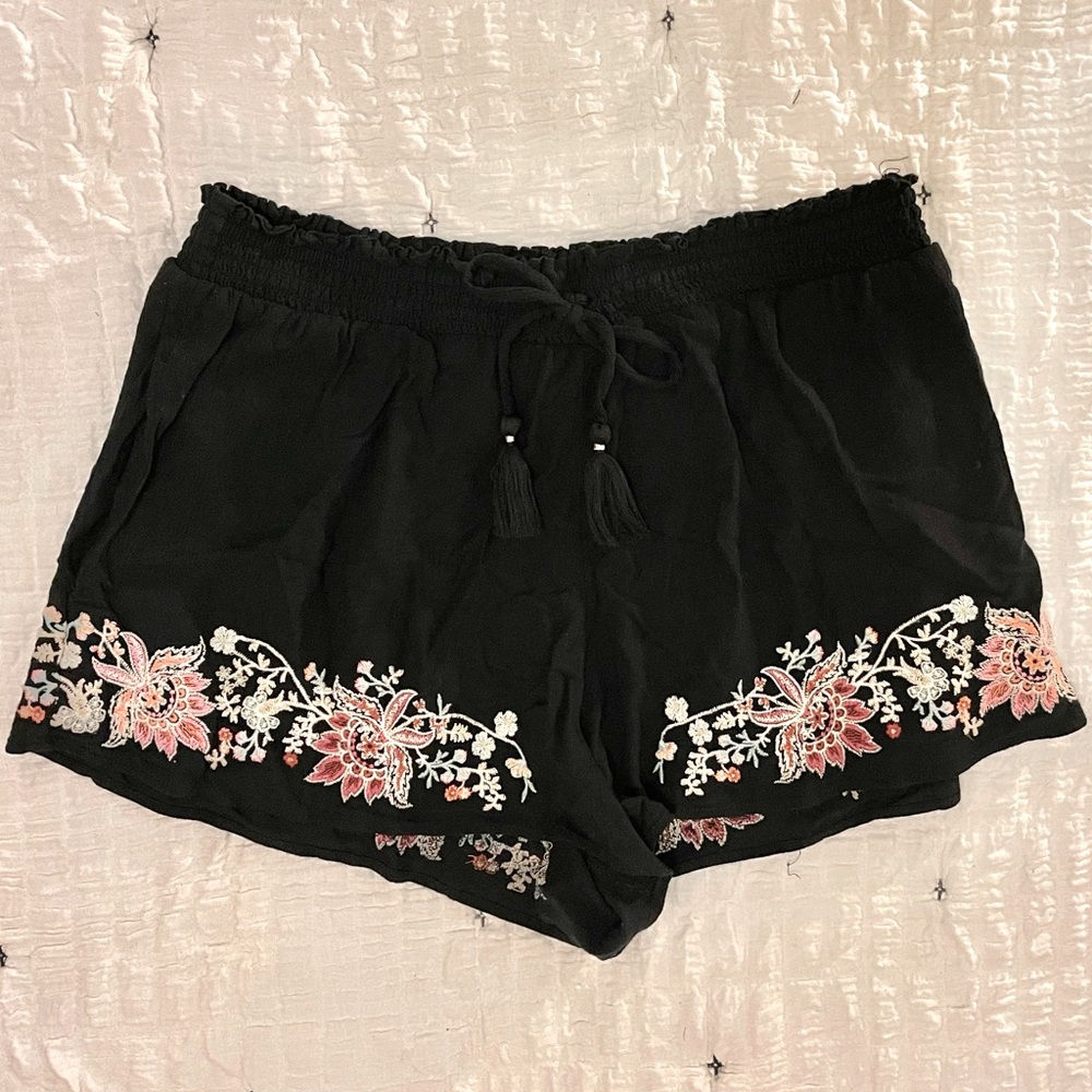 American Eagle Flouncy Floral Embroidered Shorts